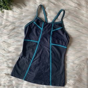 Althleta Y back printed tank
